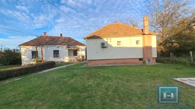 Kuća, Dvosoban, Prodaja, 84m2, Dragocvet, Okolno mesto, Jagodina