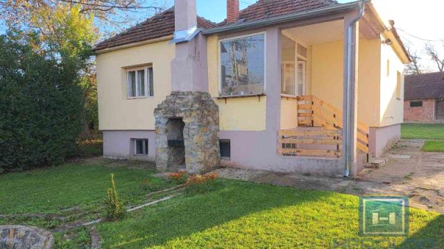 Kuća, Dvosoban, Prodaja, 84m2, Dragocvet, Okolno mesto, Jagodina