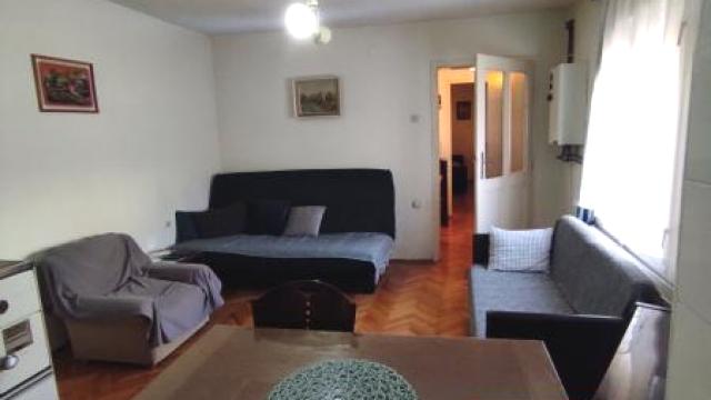 Kuća, Dvosoban, Prodaja, 90m2, Centar, Gradska lokacija, Vranje