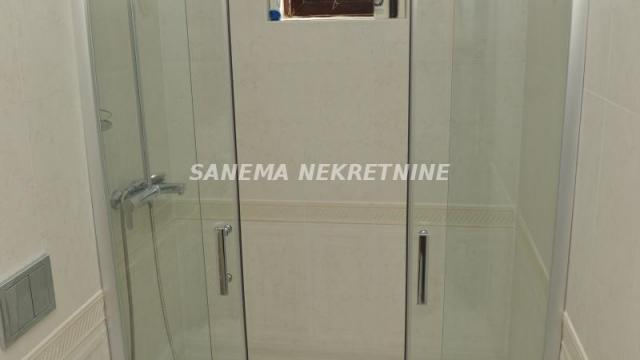 Kuća, Petosoban, Prodaja, 172m2, Širi centar, Gradska lokacija, Apatin