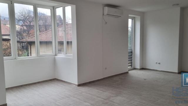 Poslovni prostor, Jednosoban, Prodaja, 42m2, Centar, Gradska lokacija, Vranje