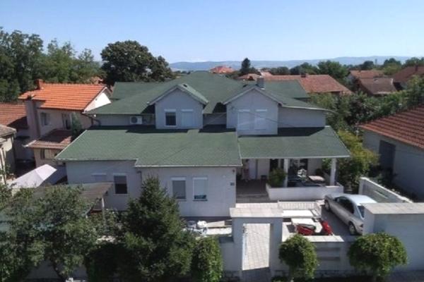 prodaja, kuca,
veliko-gradiste, 339017, petosoban-i-veci-trg-oslobodjenja-13