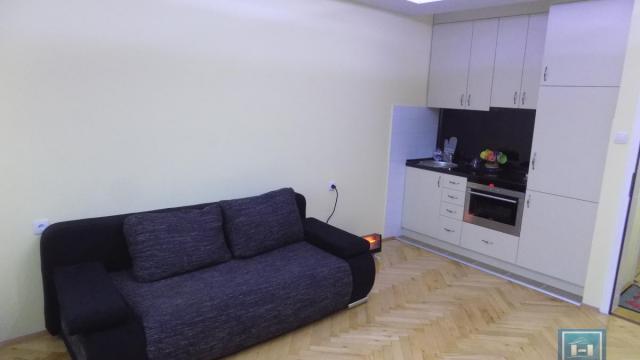 Stan, Jednosoban, Prodaja, 31m2, Centar, Gradska lokacija, Paraćin