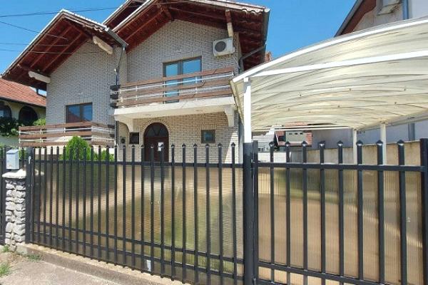 prodaja, kuca,
jagodina, 341079, petosoban-i-veci-drage-djoric-13