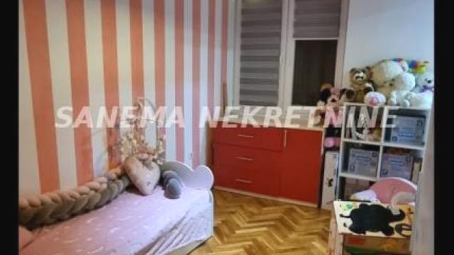 Stan, Trosoban, Prodaja, 59m2, Selenča, Gradska lokacija, Sombor