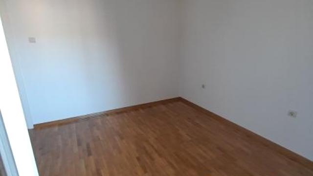 Stan, Trosoban, Prodaja, 73m2, Centar, Gradska lokacija, Jagodina