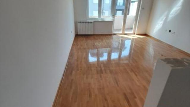 Stan, Trosoban, Prodaja, 73m2, Centar, Gradska lokacija, Jagodina