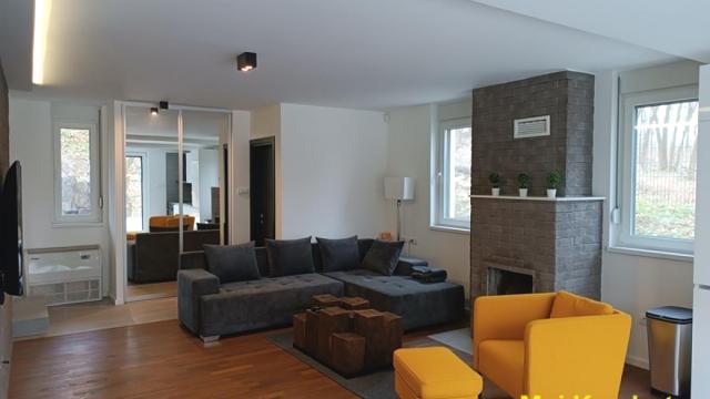Kuća, Trosoban, Prodaja, 130m2, Avala, Sopot, Beograd