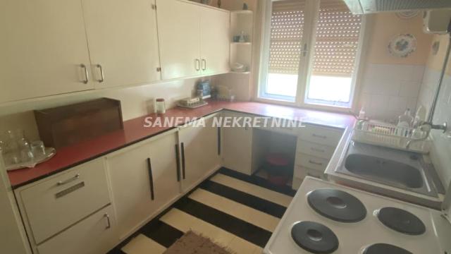 Kuća, Prodaja, 110m2, Centar, Gradska lokacija, Sombor