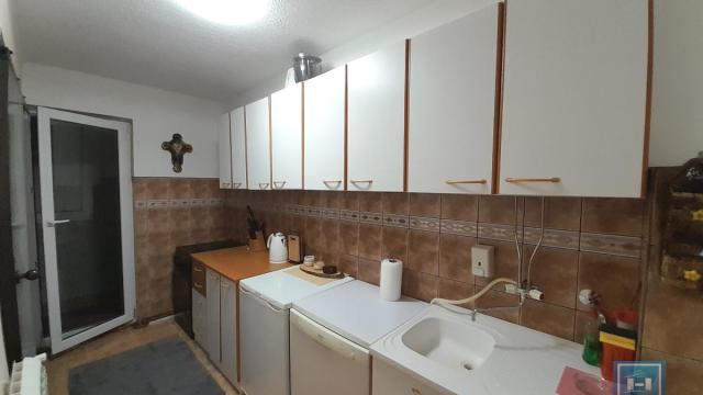 Stan, Trosoban, Prodaja, 81m2, Budžino brdo, Gradska lokacija, Jagodina