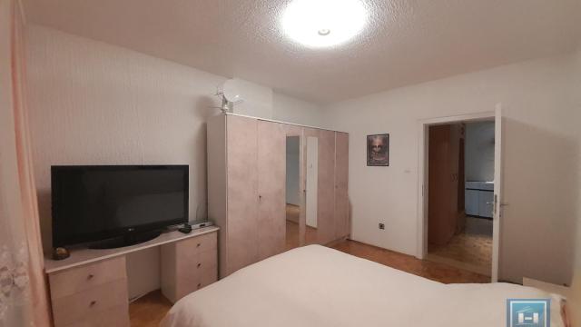 Stan, Trosoban, Prodaja, 81m2, Budžino brdo, Gradska lokacija, Jagodina