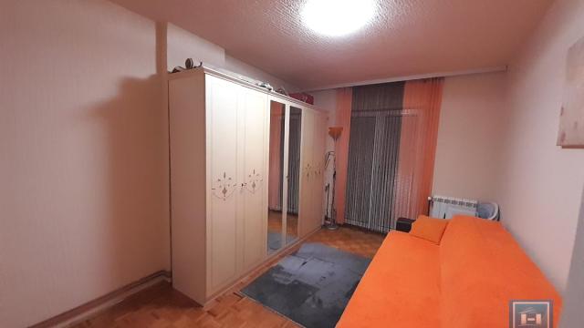 Stan, Trosoban, Prodaja, 81m2, Budžino brdo, Gradska lokacija, Jagodina