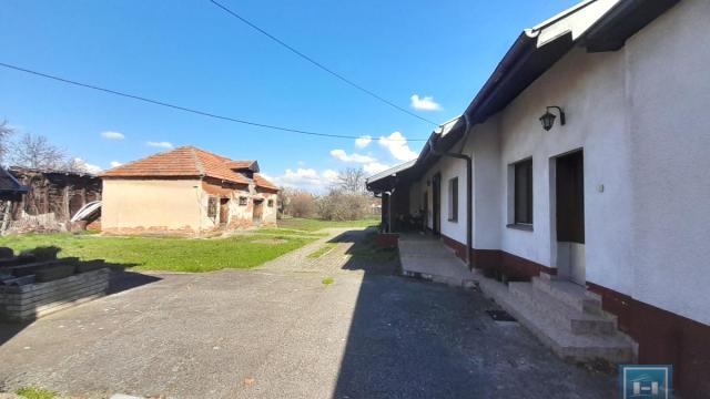 Kuća, Prodaja, 200m2, Centar, Gradska lokacija, Ćuprija