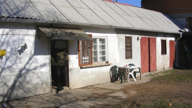 Kuća, Petosoban i veći, Prodaja, 650m2, Nova Pazova, Okolno mesto, Nova Pazova