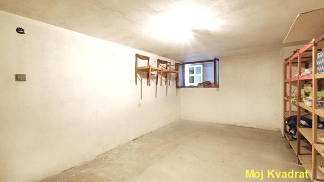 Kuća, Prodaja, 626m2, Novi grad, Zemun, Geteova