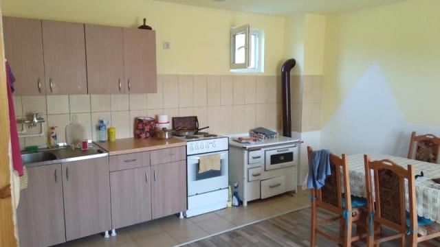 Kuća, Dvosoban, Prodaja, 120m2, Donje Štiplje, Okolno mesto, Jagodina