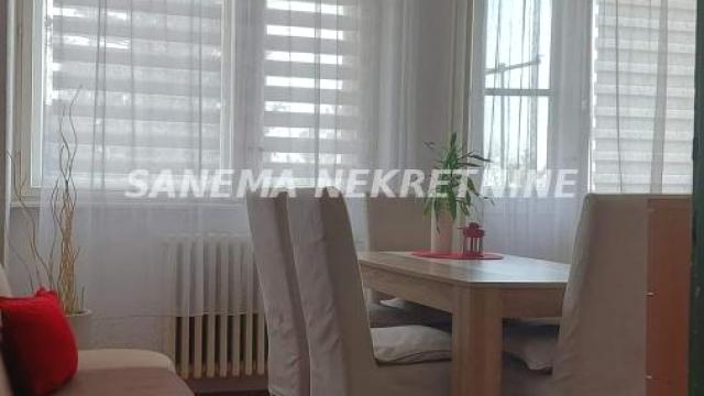 Stan, Trosoban, Prodaja, 81m2, Selenča, Gradska lokacija, Sombor