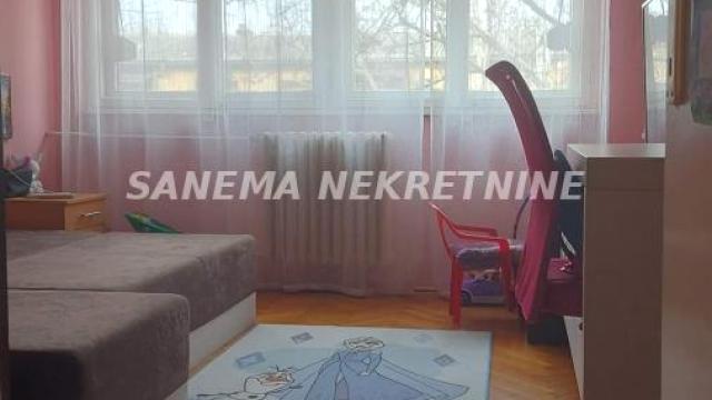 Stan, Trosoban, Prodaja, 81m2, Selenča, Gradska lokacija, Sombor