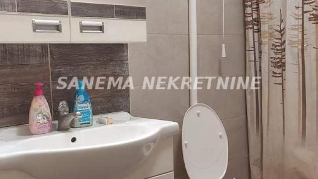Stan, Trosoban, Prodaja, 81m2, Selenča, Gradska lokacija, Sombor