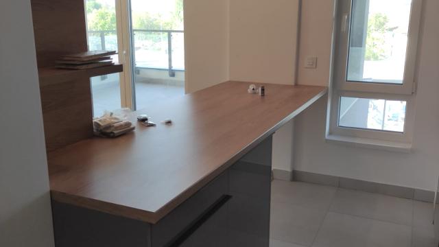 Stan, Trosoban, Izdavanje, 93m2, Tošin bunar