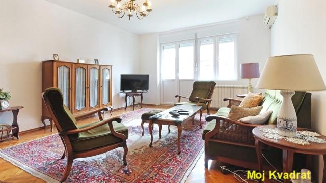 Stan, Trosoban, Prodaja, 105m2, Centar, Stari grad, Kralja Petra
