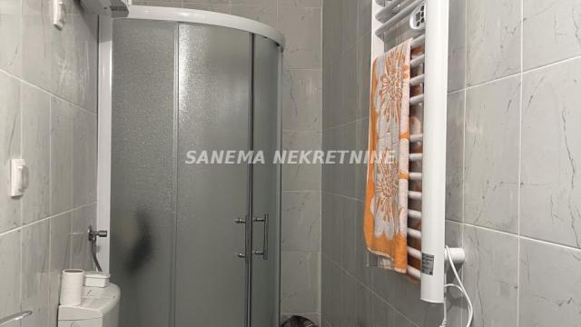 Kuća, četvoroiposoban, Prodaja, 208m2, Centar, Gradska lokacija, Sombor