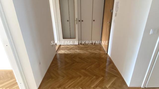 Stan, Dvosoban, Prodaja, 59m2, Selenča, Gradska lokacija, Sombor