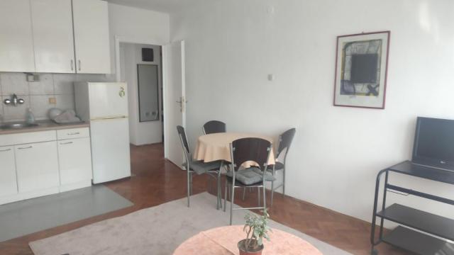 Stan, Trosoban, Izdavanje, 60m2, Gradska bolnica, Zvezdara, Čingrijina