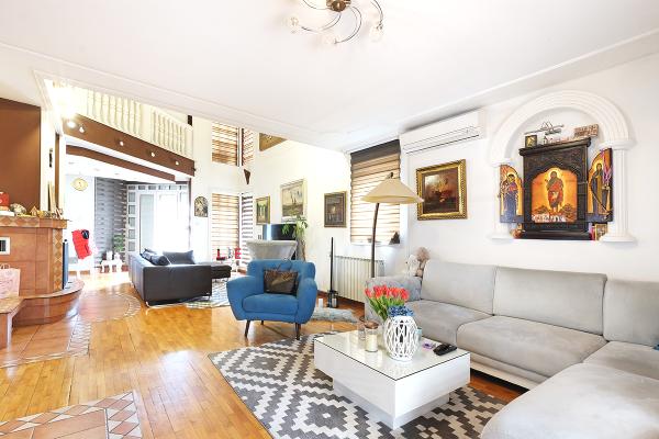 izdavanje, kuca,
karaburma-palilula-beograd, 381046, kuca