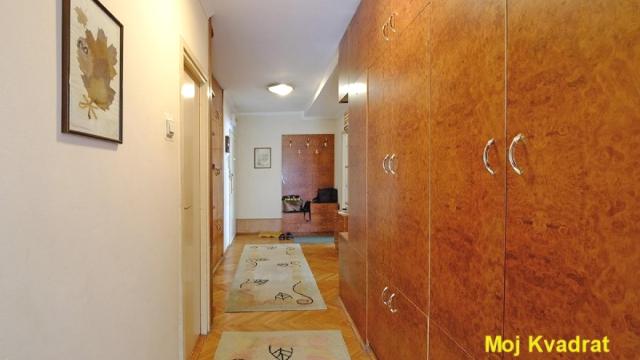 Stan, četvorosoban, Prodaja, 92m2, Blok 30 (B92), Novi Beograd, Bulevar umetnosti