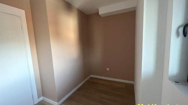 Stan, četvorosoban, Prodaja, 83m2, Neimar, Vračar, Južni bulevar