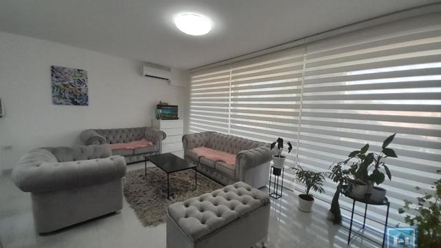Stan, četvorosoban, Prodaja, 134m2, Centar, Gradska lokacija, Ćuprija