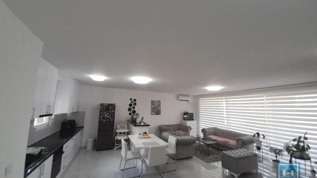 Stan, četvorosoban, Prodaja, 134m2, Centar, Gradska lokacija, Ćuprija