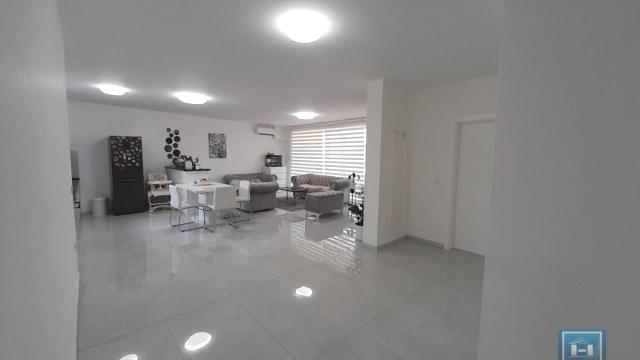 Stan, četvorosoban, Prodaja, 134m2, Centar, Gradska lokacija, Ćuprija