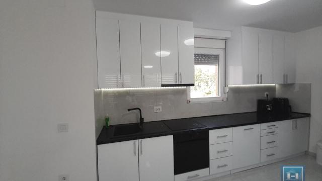 Stan, četvorosoban, Prodaja, 134m2, Centar, Gradska lokacija, Ćuprija