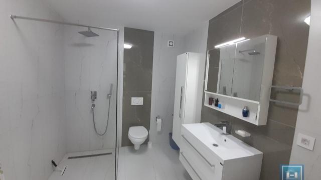 Stan, četvorosoban, Prodaja, 134m2, Centar, Gradska lokacija, Ćuprija