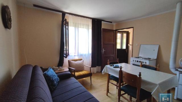 Kuća, Jednoiposoban, Prodaja, 47m2, Majur, Okolno mesto, Jagodina