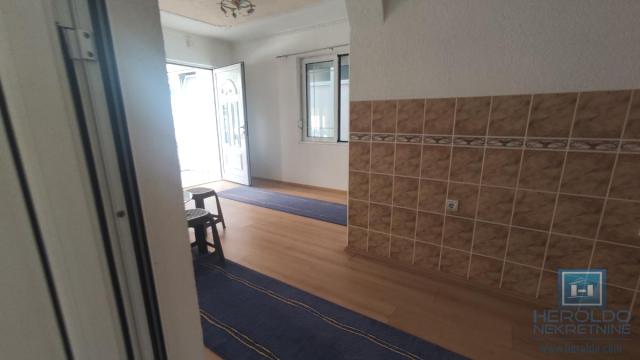 Kuća, Jednoiposoban, Prodaja, 46m2, Centar, Gradska lokacija, Jagodina