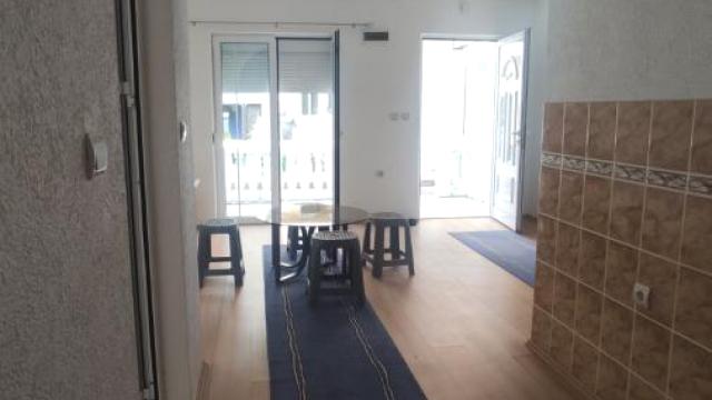 Kuća, Jednoiposoban, Prodaja, 46m2, Centar, Gradska lokacija, Jagodina