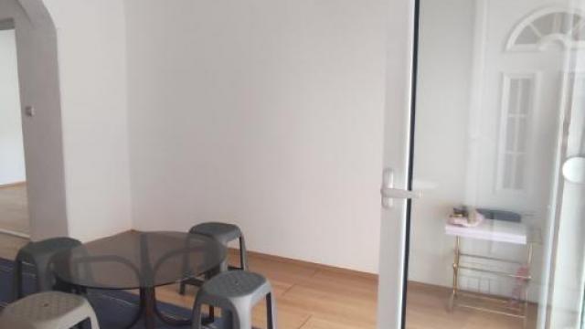 Kuća, Jednoiposoban, Prodaja, 46m2, Centar, Gradska lokacija, Jagodina