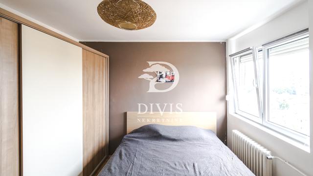 Stan, Trosoban, Prodaja, 62m2, Zemun, Banijska