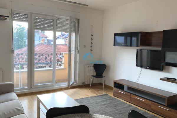 izdavanje, stanova,
lipov-lad-zvezdara-beograd, 405905, trosoban-gvozdiceva