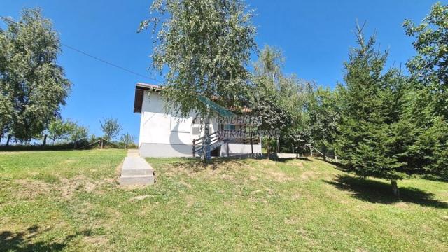 Kuća, Trosoban, Prodaja, 67m2, Živkovačka