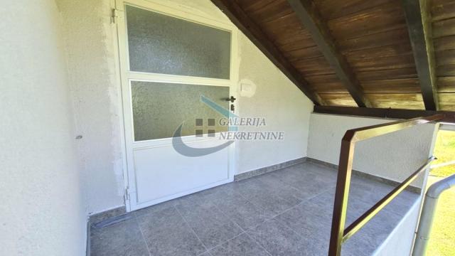 Kuća, Trosoban, Prodaja, 67m2, Živkovačka