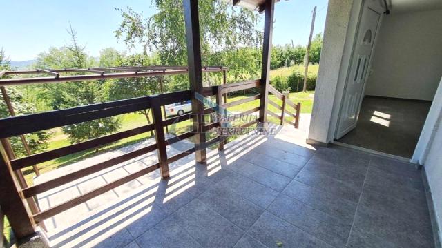 Kuća, Trosoban, Prodaja, 67m2, Živkovačka