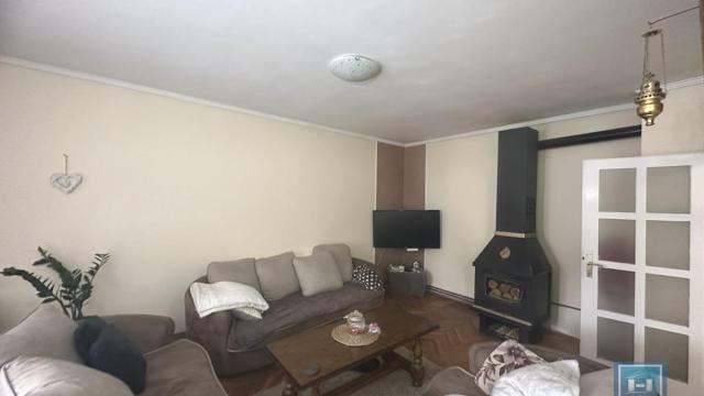 Stan, Trosoban, Prodaja, 89m2, Centar, Gradska lokacija, Ćuprija