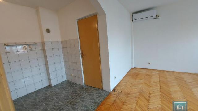 Stan, Dvoiposoban, Prodaja, 46m2, Centar, Gradska lokacija, Jagodina