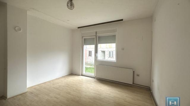 Kuća, Trosoban, Prodaja, 80m2, Centar, Gradska lokacija, Ćuprija