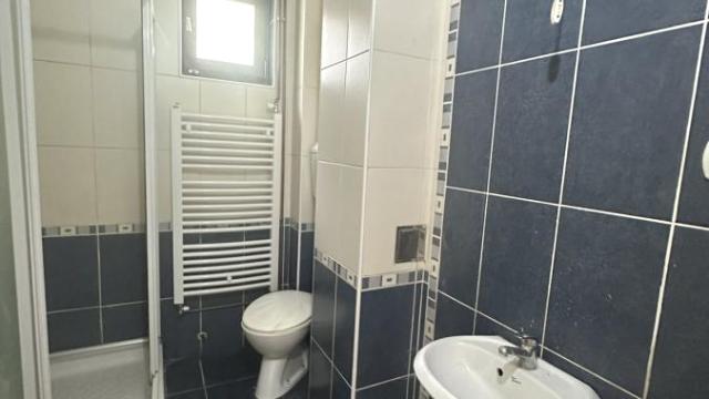 Kuća, Trosoban, Prodaja, 80m2, Centar, Gradska lokacija, Ćuprija