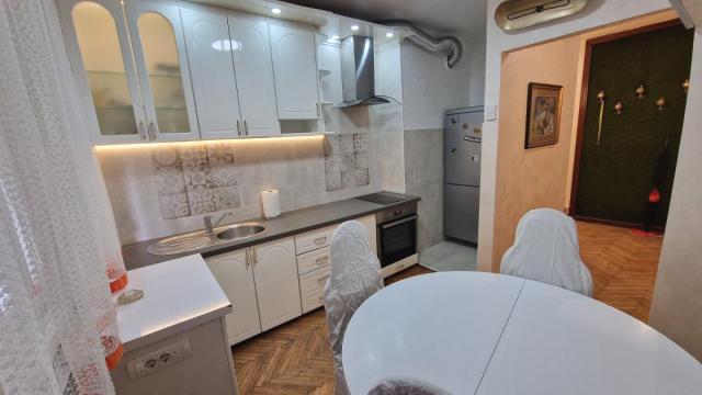 Stan, Troiposoban, Izdavanje, 94m2, Bulevar kralja Aleksandra, Zvezdara, Jovana Ćirilova